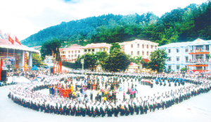 Lễ hội cồng chiêng được tổ chức tại Trung tâm Văn hóa tỉnh Hòa Bình.