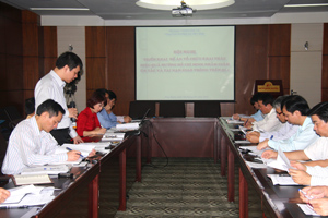 Các đại biểu tham gia đóng góp vào kiến nghị nhằm nâng cao hiệu quả hoạt động của đường HCM.