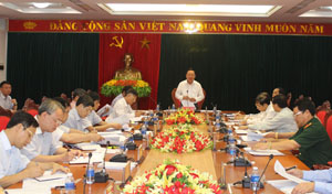 Đồng chí Bùi Văn Tỉnh, UV BCH T.Ư Đảng, Bí thư Tỉnh ủy kết luận hội nghị.
