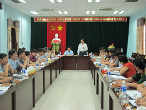 Đồng chí Hoàng Văn Tứ, Phó Chủ tịch HĐND tỉnh phát biểu kết luận buổi giám sát.

