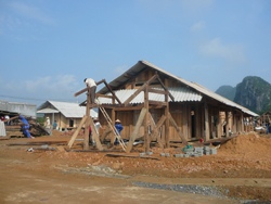 Khu tái định cư vùng di dân thuộc xã Phúc Sạn, huyện Mai Châu đang được thực hiện tại huyện Yên Thủy