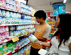 Sữa là một trong những mặt hàng thuộc danh mục bình ổn giá