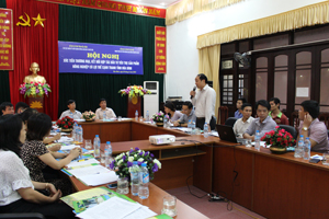 Các doanh nghiệp của thành phố Hà Nội và Hoà Bình trao đổi thông tin về sản xuất, kinh doanh và thị trường.