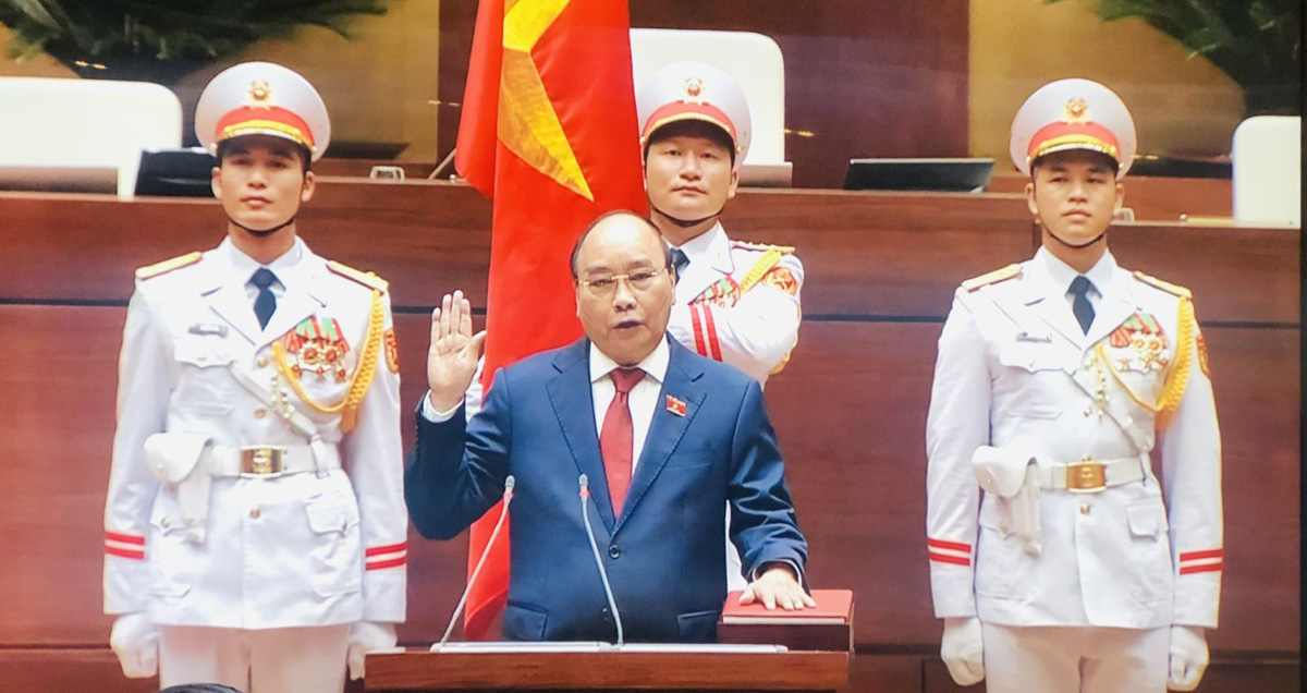 Chữ Ký Chủ Tịch Nước Nguyễn Xuân Phúc : Đại sứ Việt Nam đầu tiên trình Quốc thư có chữ ký của Tổng ... - Apr 11, 2021 · theo chủ tịch nước nguyễn xuân phúc, quảng nam và đà nẵng cần có khát vọng, tạo dấu ấn riêng, trở thành nơi đáng sống;